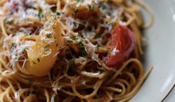 Naples pasta with romesco sauce